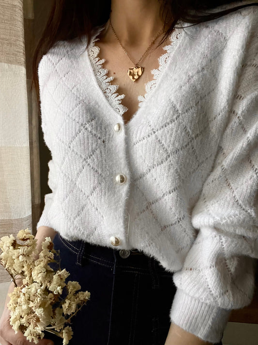 Cardigan White Lily